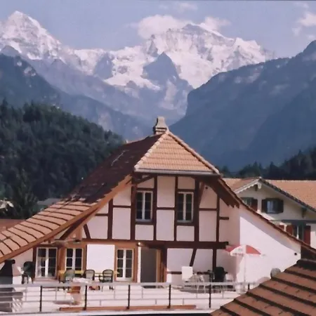 Jungfrau אינטרלאקן